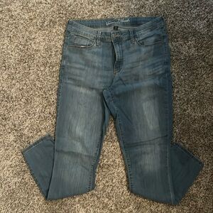Size 10 (30) light wash skinny jeans jeggings